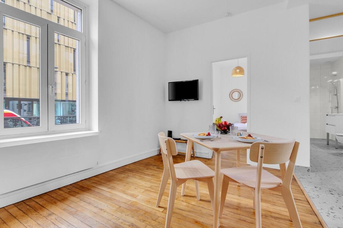 L'art & Lettres - F2 Pour 2 Personnes - Fac De Lettre - Arret De Bus Apartment